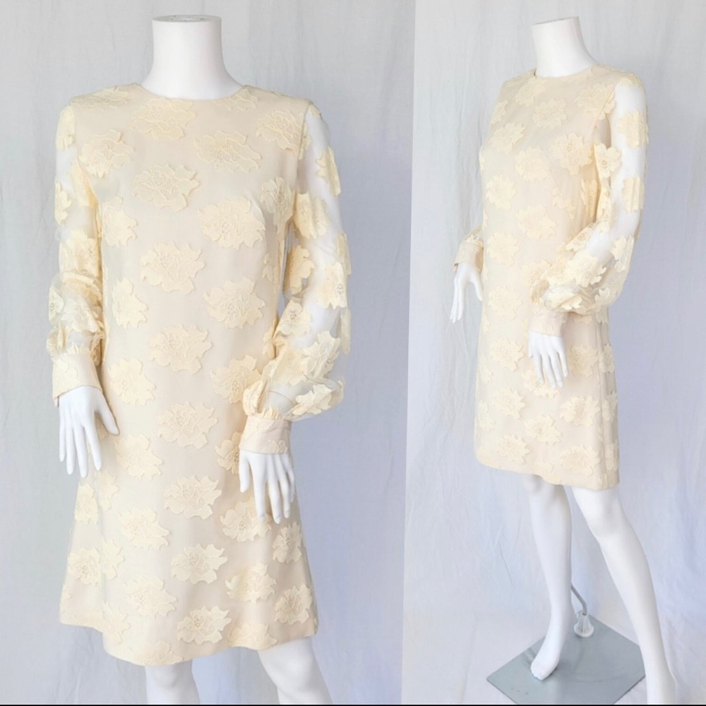 Vintage cream minimalist wedding dress/lace shift